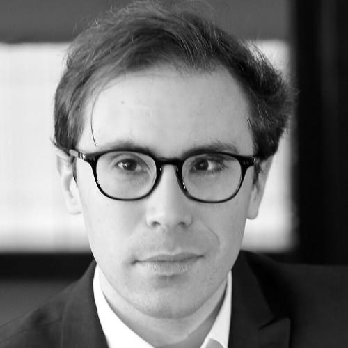 Me Martin LESCARRET avocat partenaire - droit de la nationalité et des étrangers - le droit de l'urbanisme.